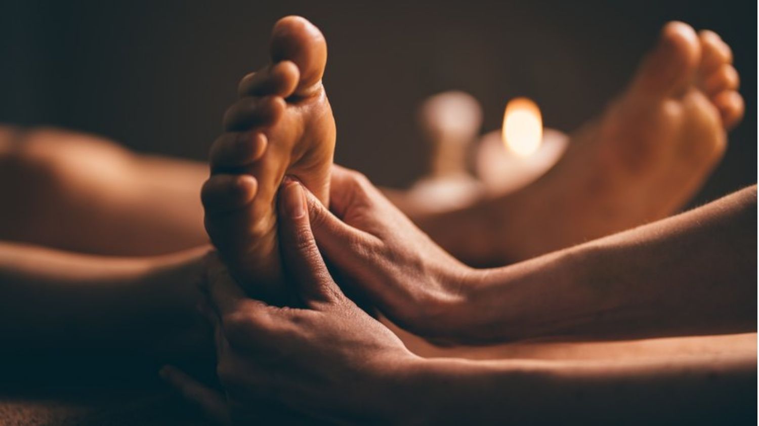 Revolutionary Foot Care Fusion: The Perfect Blend of Heat and Massage